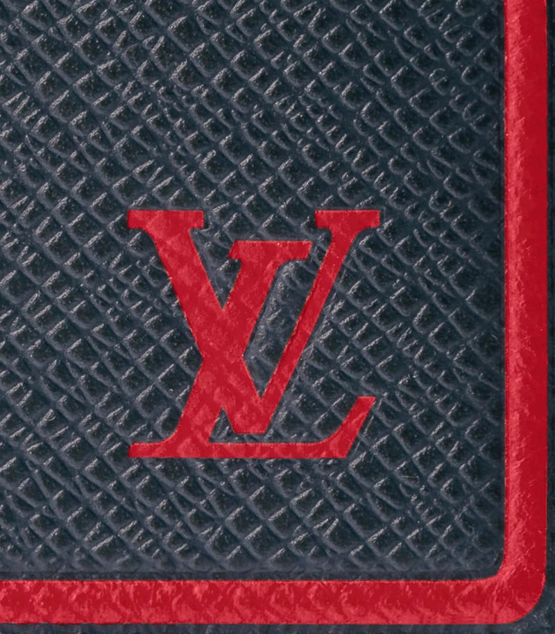 LV Louis Vuitton Brazza Wallet Taiga-leather