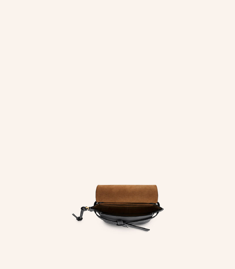 Tas Loewe Gate Bumbag in Soft Calfskin