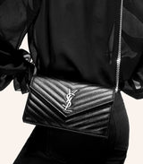 Tas YSL Saint Laurent Envelope Chain Wallet In Grain De Poudre Embossed Leather