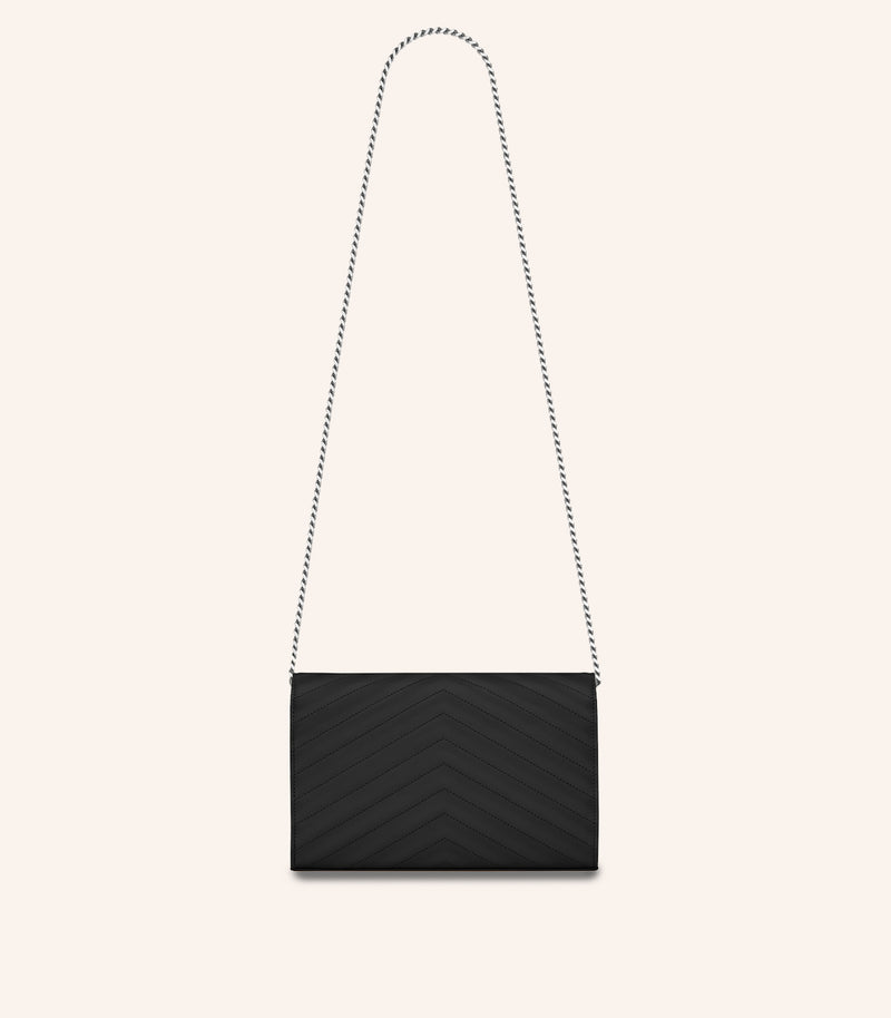 Tas YSL Saint Laurent Envelope Chain Wallet In Grain De Poudre Embossed Leather